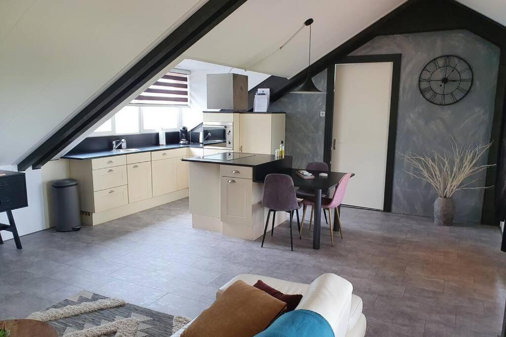 Vrijstaand / Landelijk Appartement Met Uitzicht! Де-Вейк Екстер'єр фото