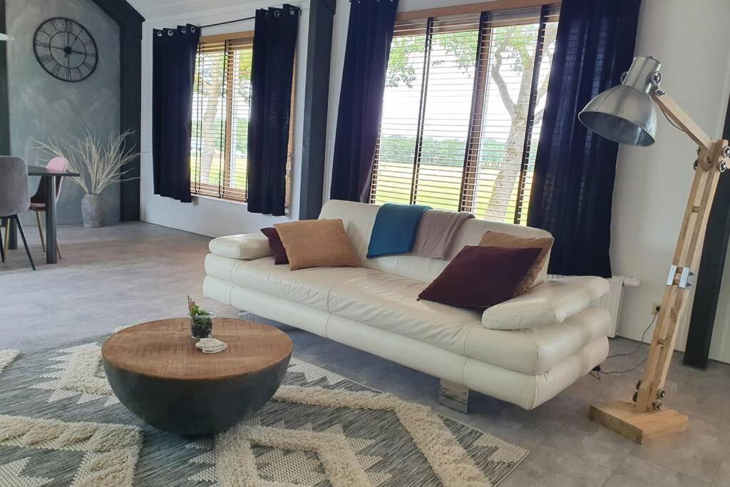 Vrijstaand / Landelijk Appartement Met Uitzicht! Де-Вейк Екстер'єр фото